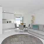 Marina Retreat - Cleverdetails, For 2 Adults And 2 Children, Jacuzzi, Near The Marina And The * Vilamoura