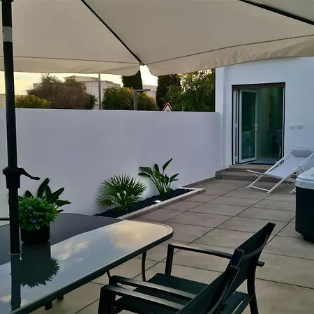 Apartment Marina Retreat - Cleverdetails, For 2 Adults And 2 Children, Jacuzzi, Near The Marina And The *