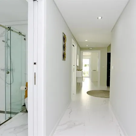 Apartment Marina Retreat - Cleverdetails, For 2 Adults And 2 Children, Jacuzzi, Near The Marina And The *