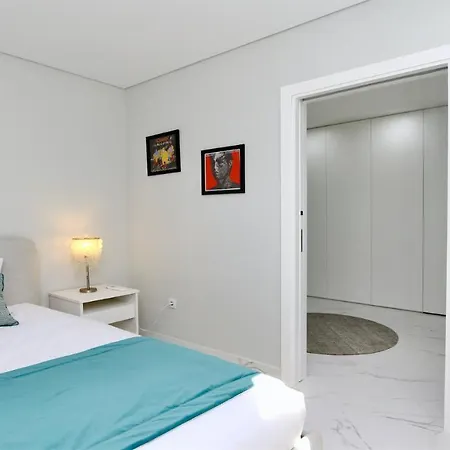 Marina Retreat - Cleverdetails, For 2 Adults And 2 Children, Jacuzzi, Near The Marina And The * Vilamoura