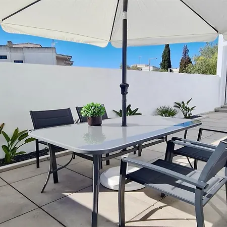 Apartment Marina Retreat - Cleverdetails, For 2 Adults And 2 Children, Jacuzzi, Near The Marina And The *