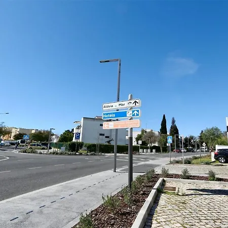 Marina Retreat - Cleverdetails, For 2 Adults And 2 Children, Jacuzzi, Near The Marina And The Apartment