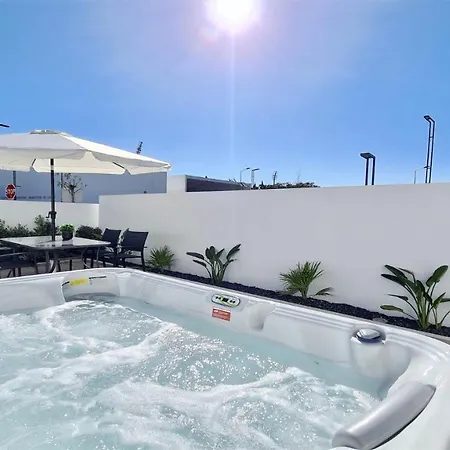 Marina Retreat - Cleverdetails, For 2 Adults And 2 Children, Jacuzzi, Near The Marina And The Apartment Vilamoura