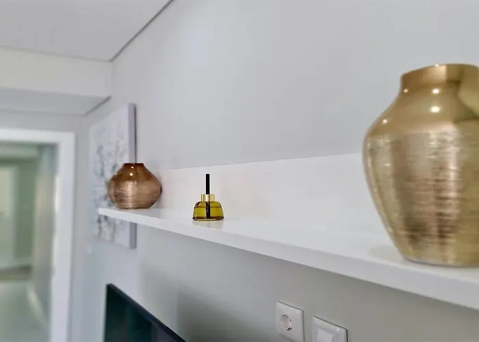 아파트 Marina Retreat - Cleverdetails, For 2 Adults And 2 Children, Jacuzzi, Near The Marina And The *