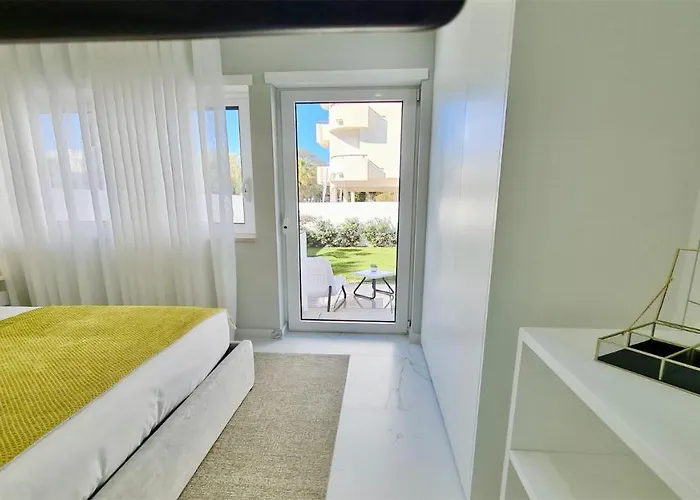 Marina Retreat - Cleverdetails, For 2 Adults And 2 Children, Jacuzzi, Near The Marina And The * 빌라모라