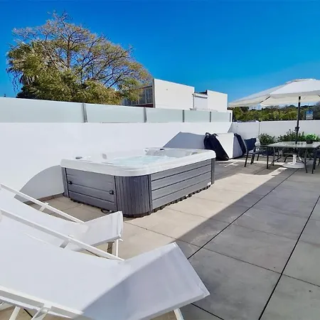 Marina Retreat - Cleverdetails, For 2 Adults And 2 Children, Jacuzzi, Near The Marina And The Vilamoura