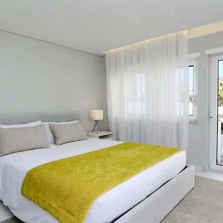 Marina Retreat - Cleverdetails, For 2 Adults And 2 Children, Jacuzzi, Near The Marina And The